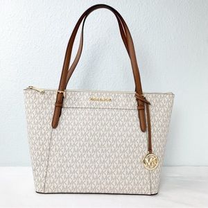 Michael Kors Ciara Tote Beige